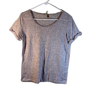 BKE Gray Tee Shirt Jewel Neck Size Medium
